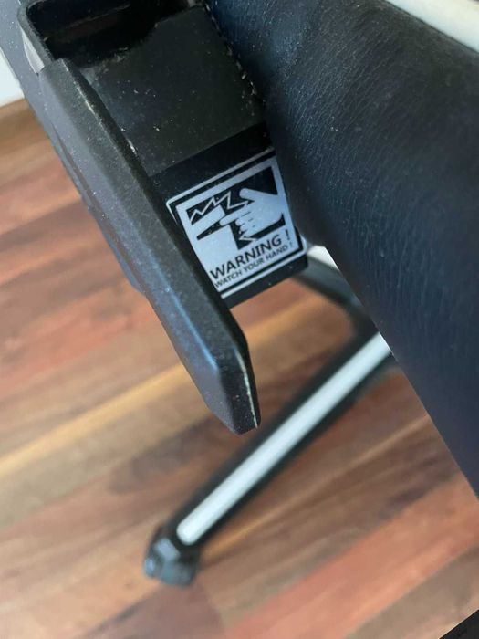 Офис стол за геймари