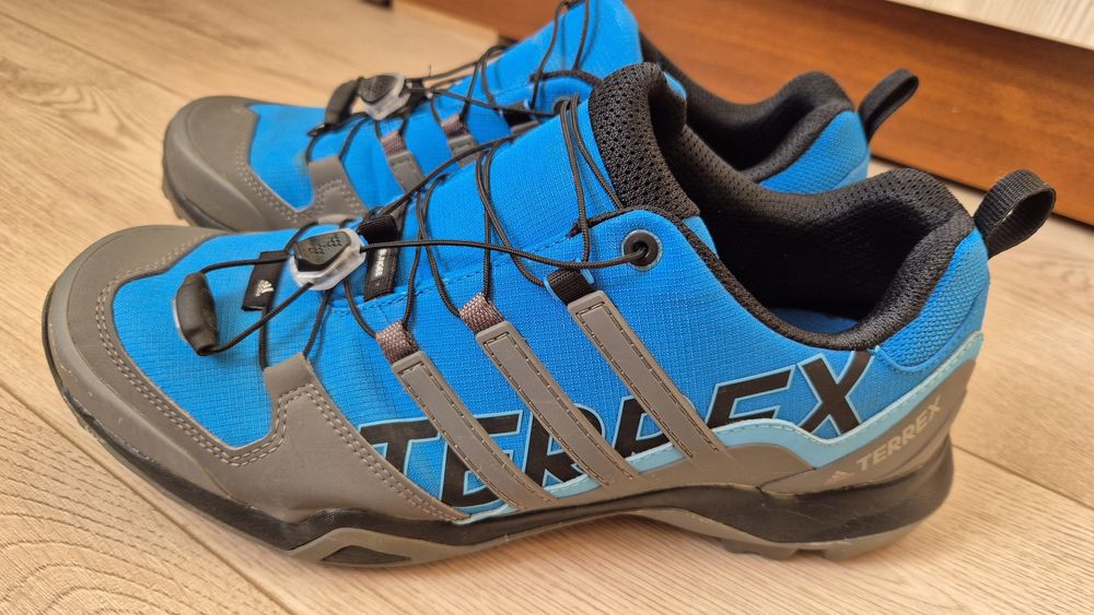 ADIDAS Terrex Swift R2