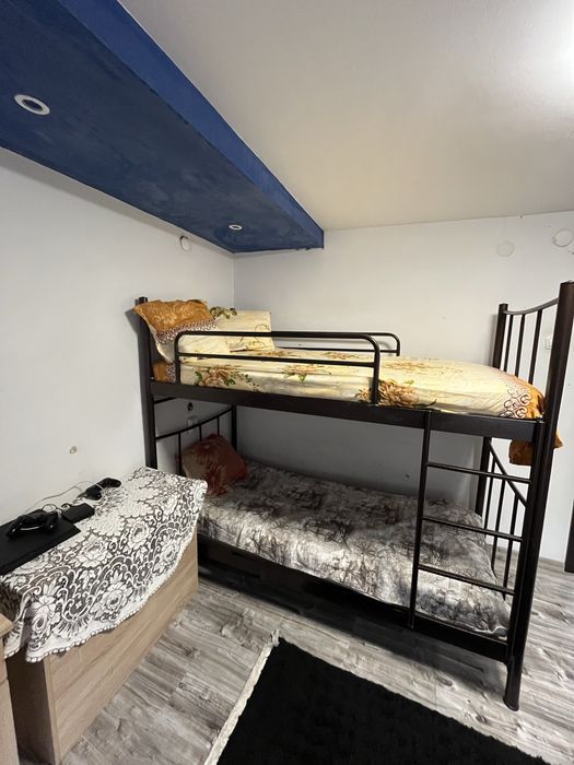 Двуетажно легло