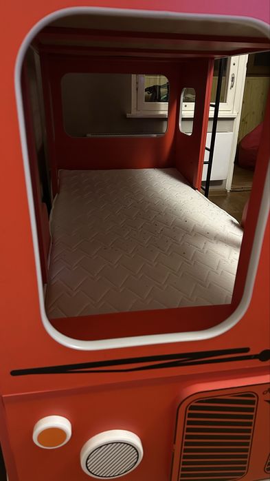 Двух ярусная кровать London bus