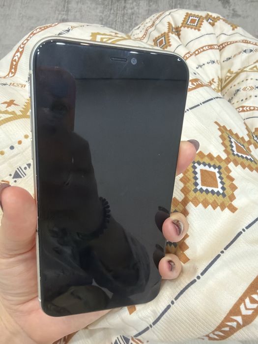 Айфон 11 белый состояние хорошое