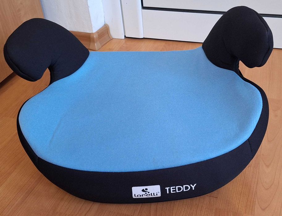 Бустер (стол) за кола