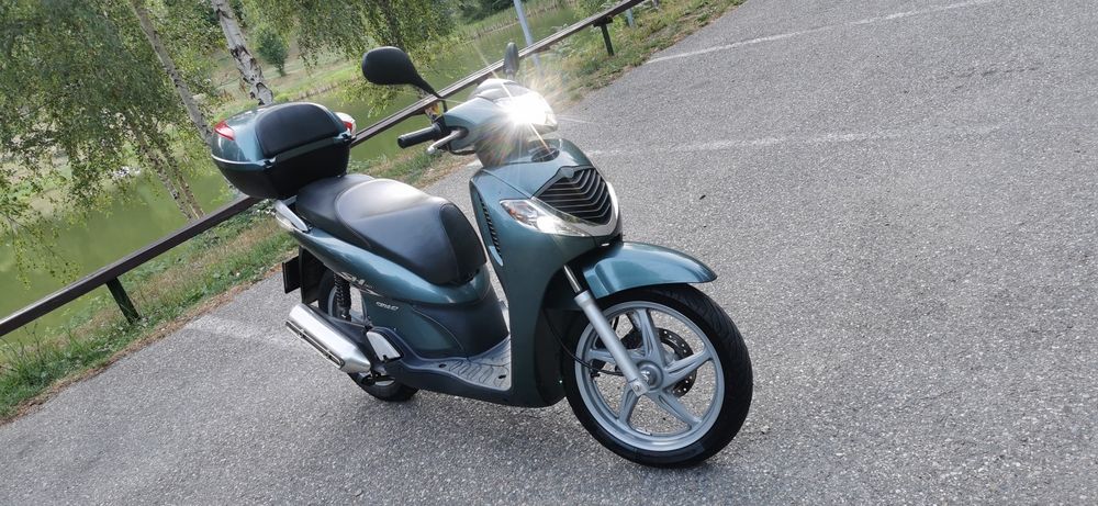 Honda sh 150i  injecție