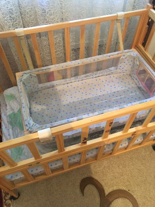 Детски манеж кровать