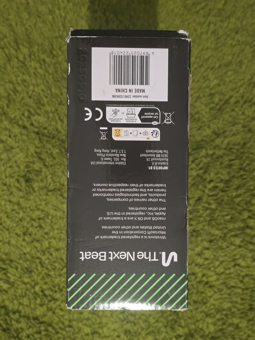 DJ-контроллеp The Next Beat by Tiësto.