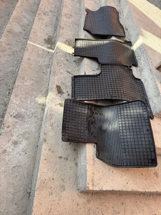 Резиновые полики