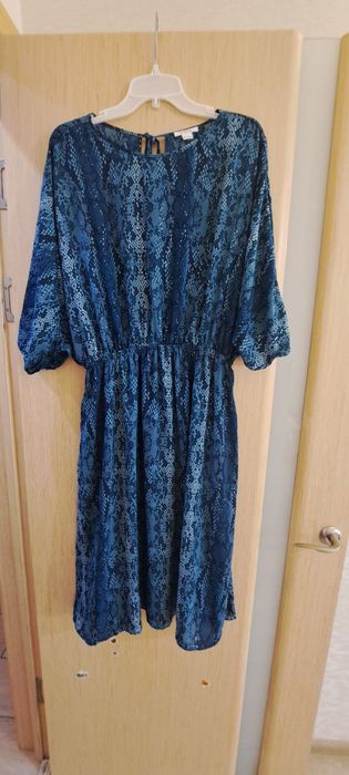 Продам женскую одежду