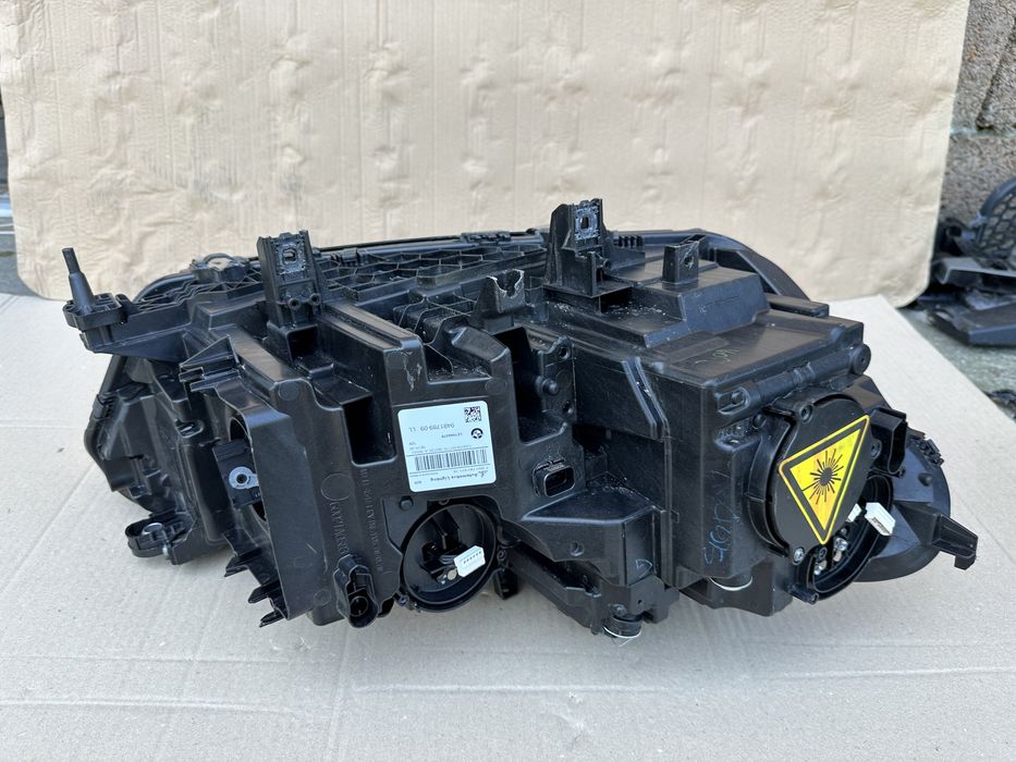 Far stânga BMW X5 G05, X6 G06 Laser : 9481789