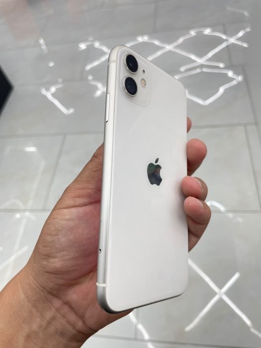 Iphone 11 64гб   .