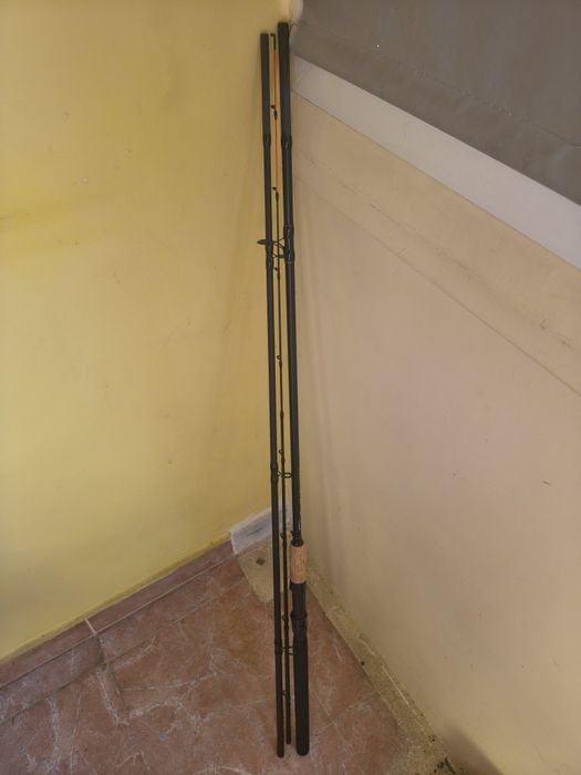 Lanseta Feeder 330