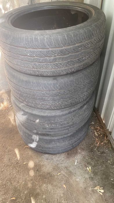 Продам Шины 225/45R18