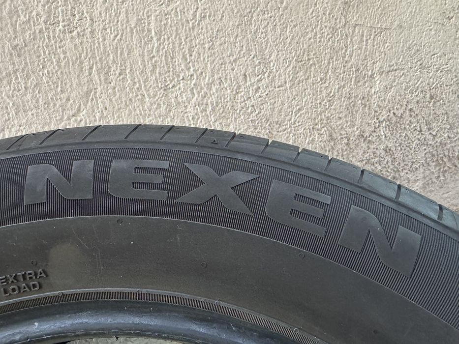 Автомобилни гуми 215 65 17 Nexen