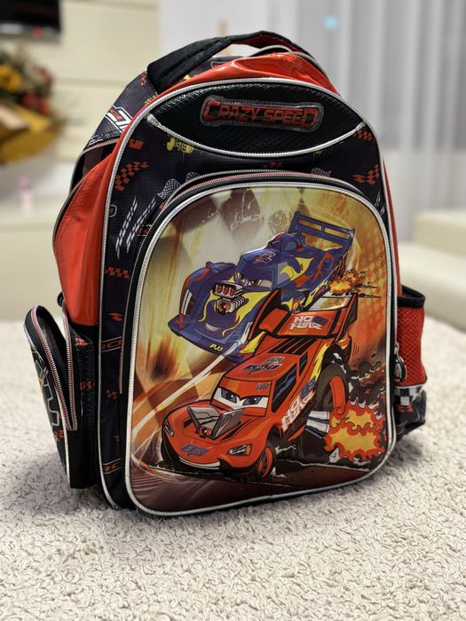 Ghiozdan Cars copii - impecabil