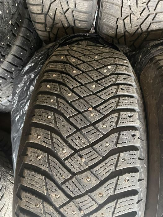 Шины Goodyear, фирменные!!!