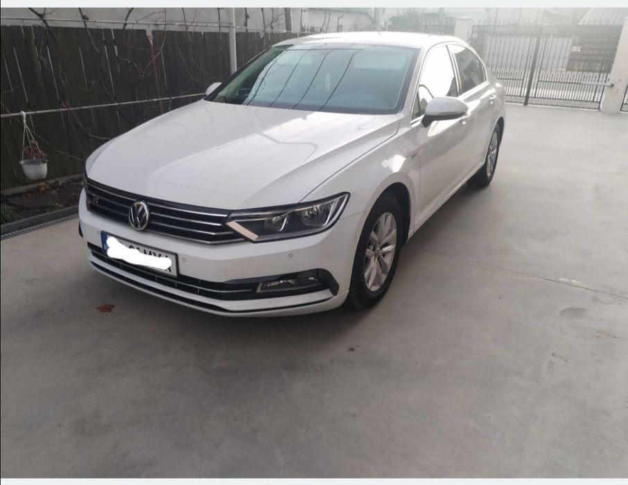 Faruri stânga-dreapta Passat B8