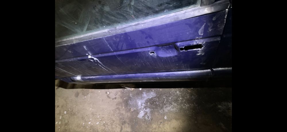 Двери.   пассат.  б3.