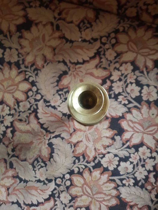 Бронзов свещникк