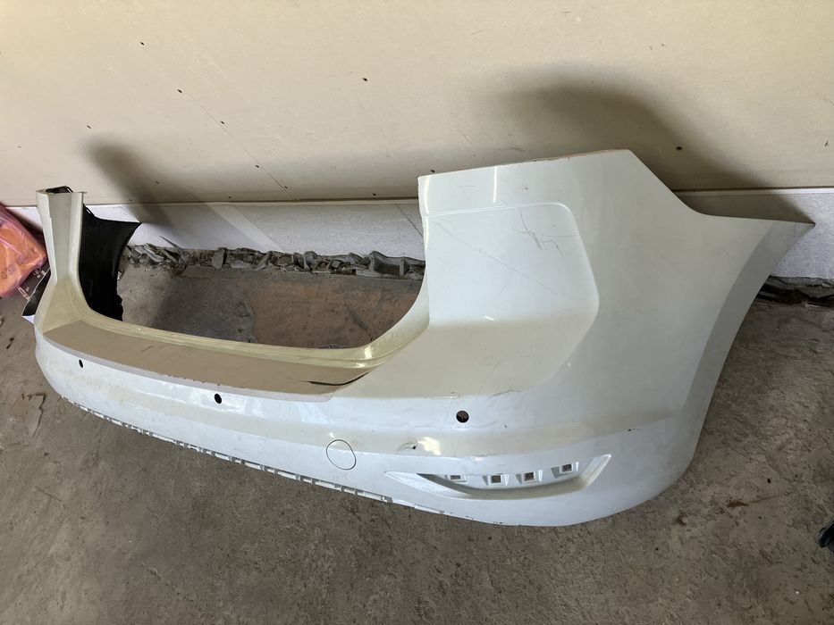 Задна броня за Фолксваген Тауран Volkswagen Touran 2010-2015г 2бр