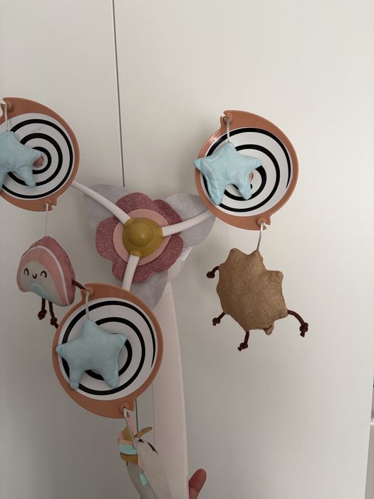 Музикална въртележка Tiny Love Unicorn Wonderland