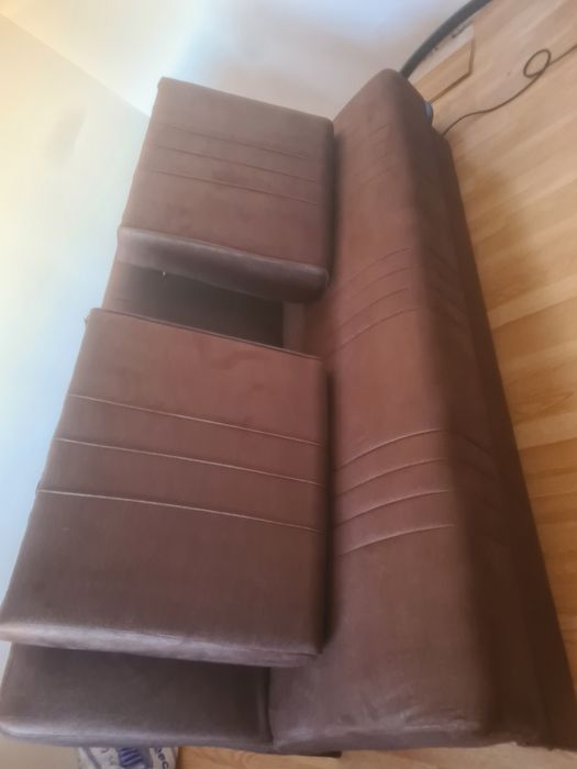 Canapea  noua  rabatabila