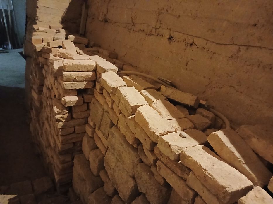 Продаю Кирпичи и Блоки