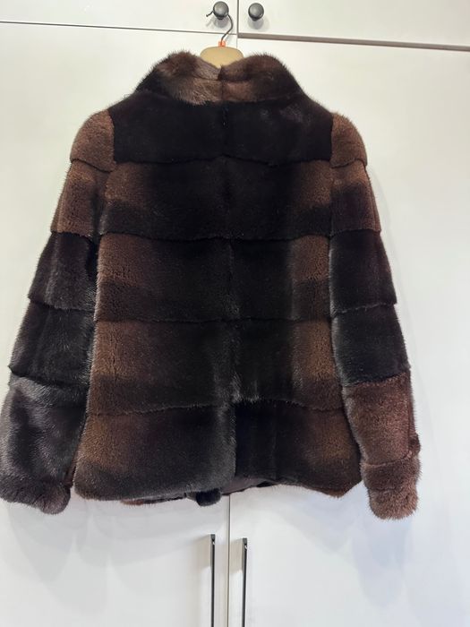 Продам норковую шубу