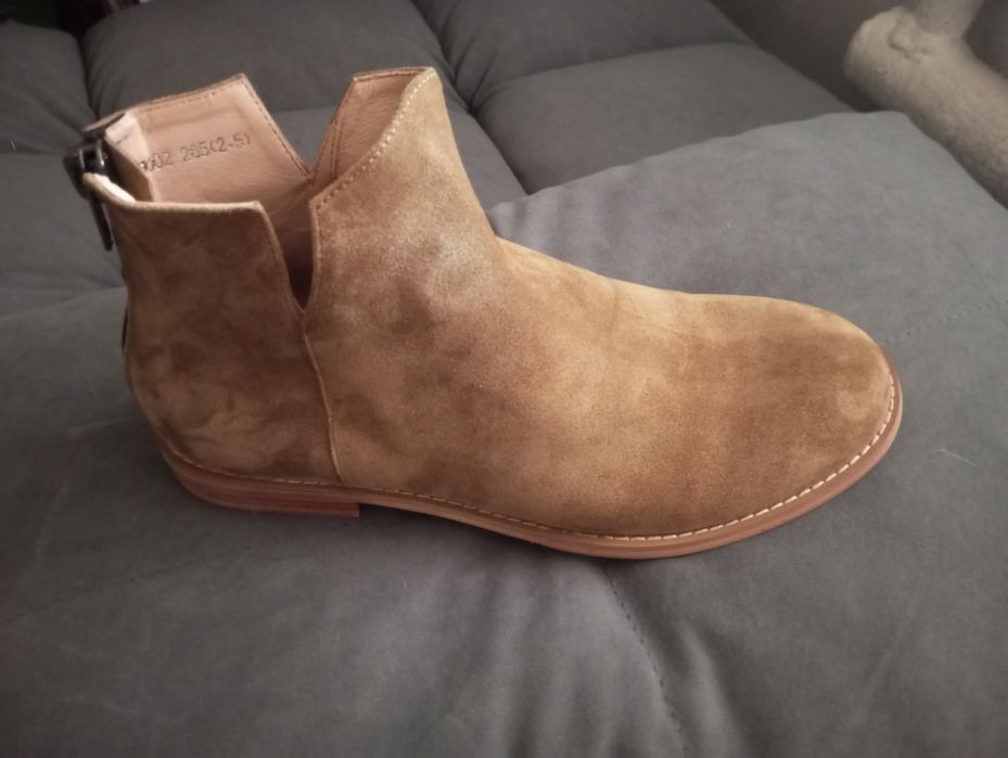 Осенние и весенние ботинки / сапоги.