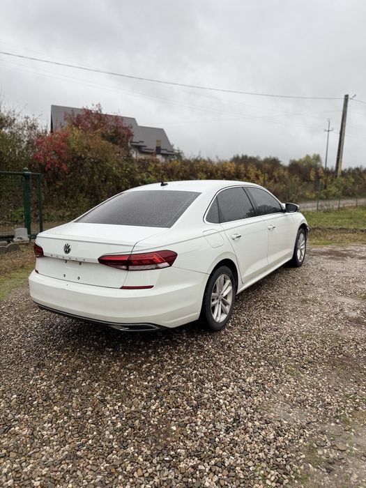 Volkswagen Passat 2021 Facelift Avariat