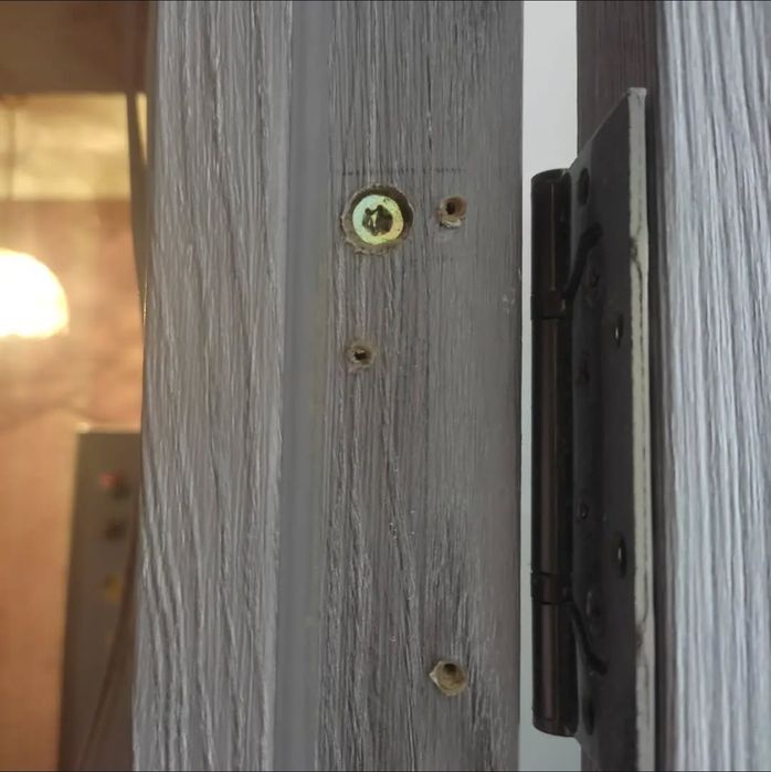 Установка дверей ТЕМИРТАУ