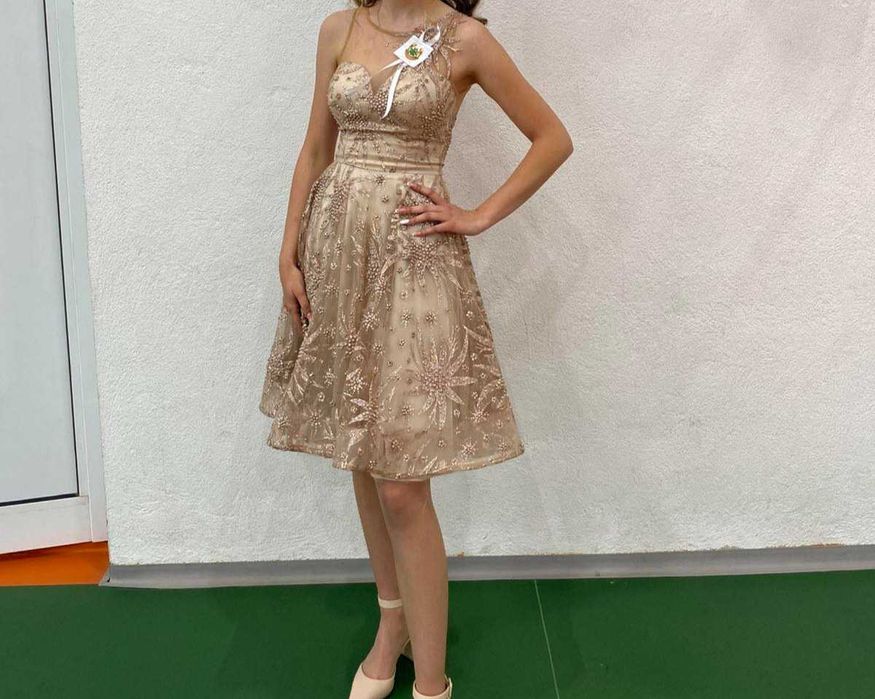 Дамски рокли за специален повод, очаквам ви!