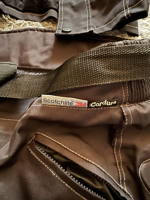 Яке и панталон за мотор