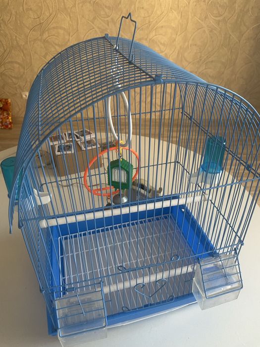 Продам коетку для попугая