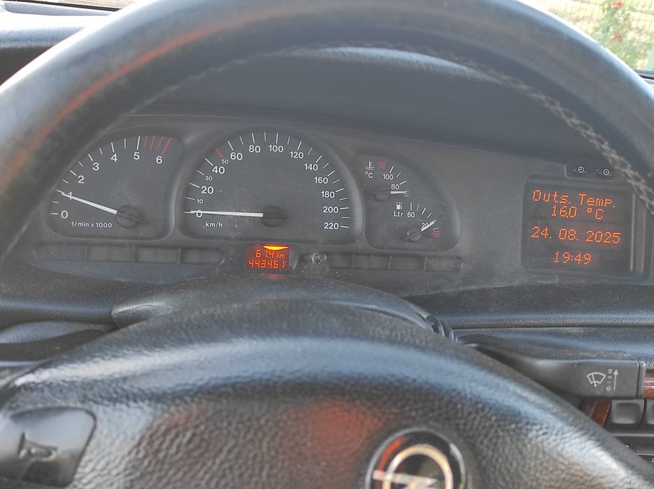 Auto Vectra B 1.7TD diesel 1995