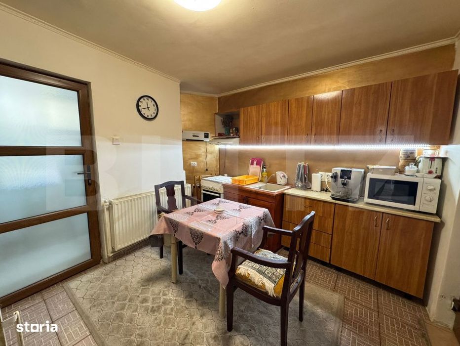Casa cu 4 camere in Hunedoara