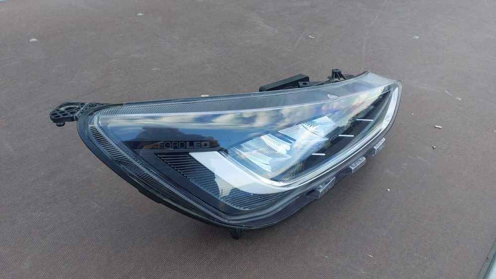Far dreapta FULL LED Ford Focus 2023