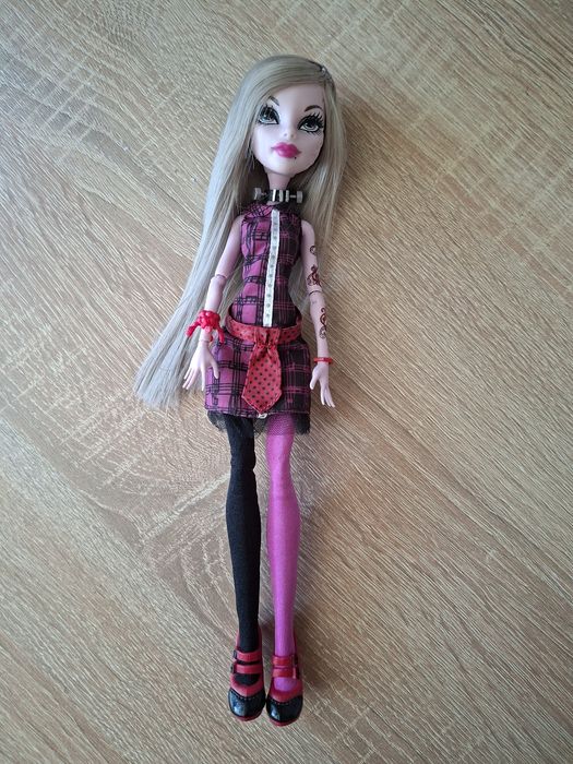 Оперетта Monster high