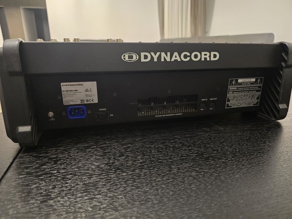 Schimb sau vand Mixer Dynacord 1003 CMS cu power mate 1002-2