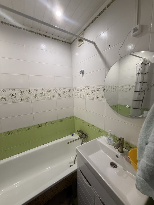 Сдам 2-комнатную квартиру.