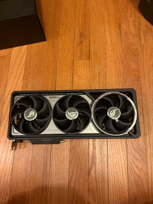 Видеокарта RTX 5090 32 GB