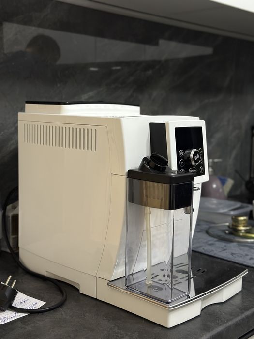 Кофемашина Delonghi