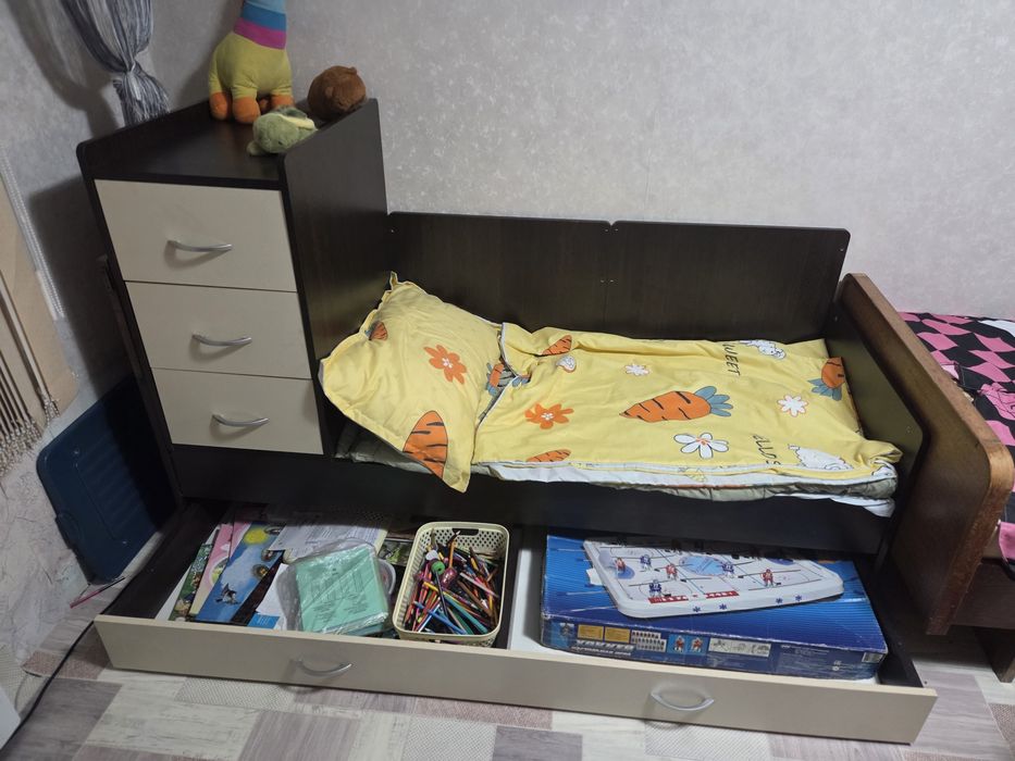 Продам детскую кроватку.