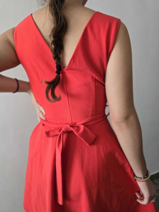Rochie de zi rosie