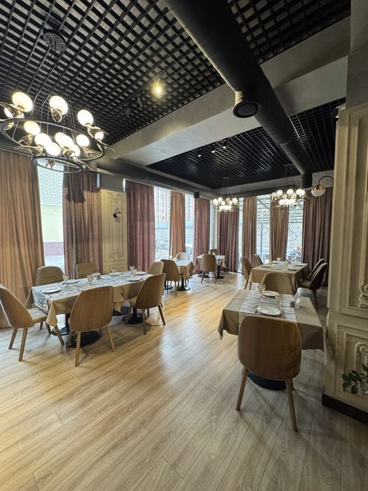 Срочно! Ресторан.  Первая  линия.