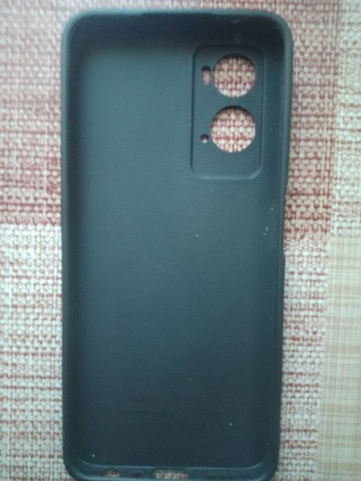 De vânzare husă Pentru telefon Oppo A96 întro stare foarte bună puțin folosit