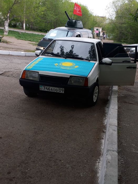 Продам ваз 2109 на запчасти