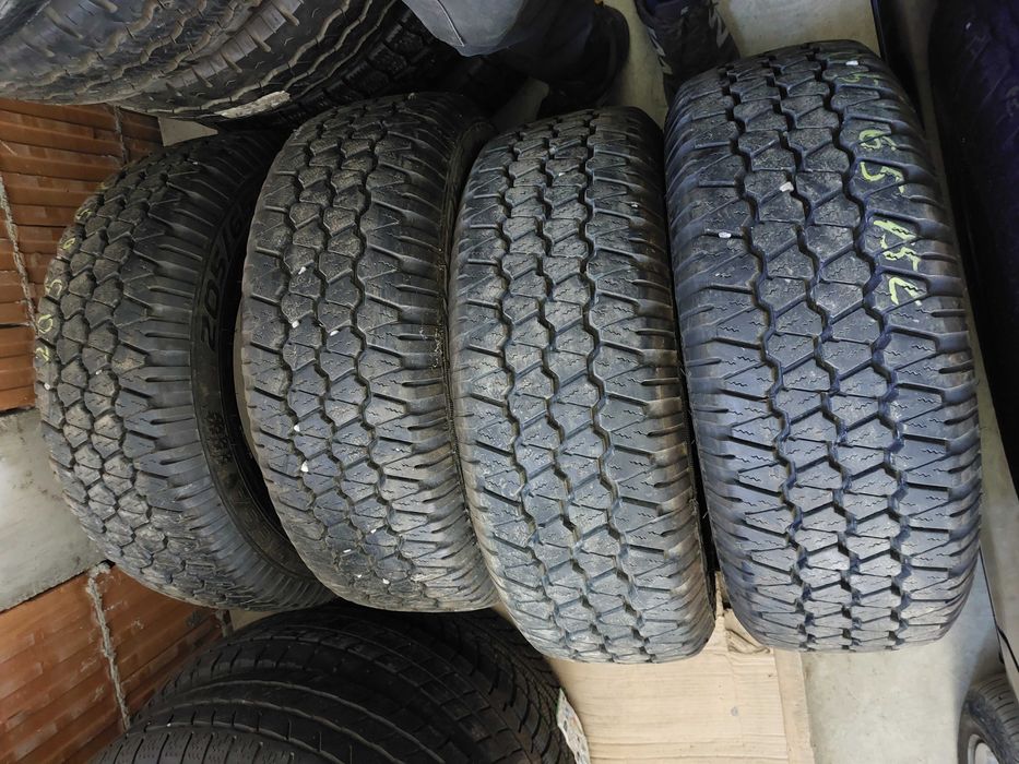 4бр.гуми камионски задни  goodyear 215 90 17,5  dot4714 цена за бр.