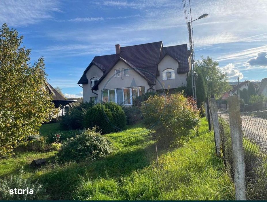 Casa spatioasa + teren intravilan-Sigmir-275 mp utili-teren 3300mp