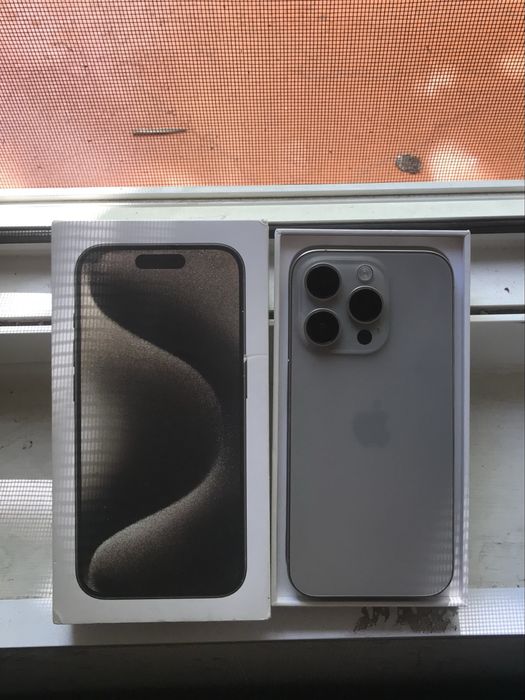 Айфон 15 про цвет титан