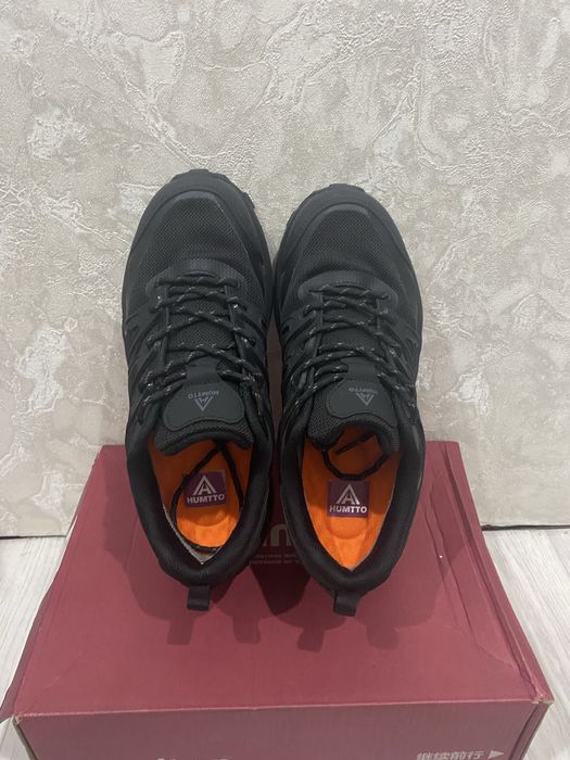 Кроссовки Humtto 40 размер