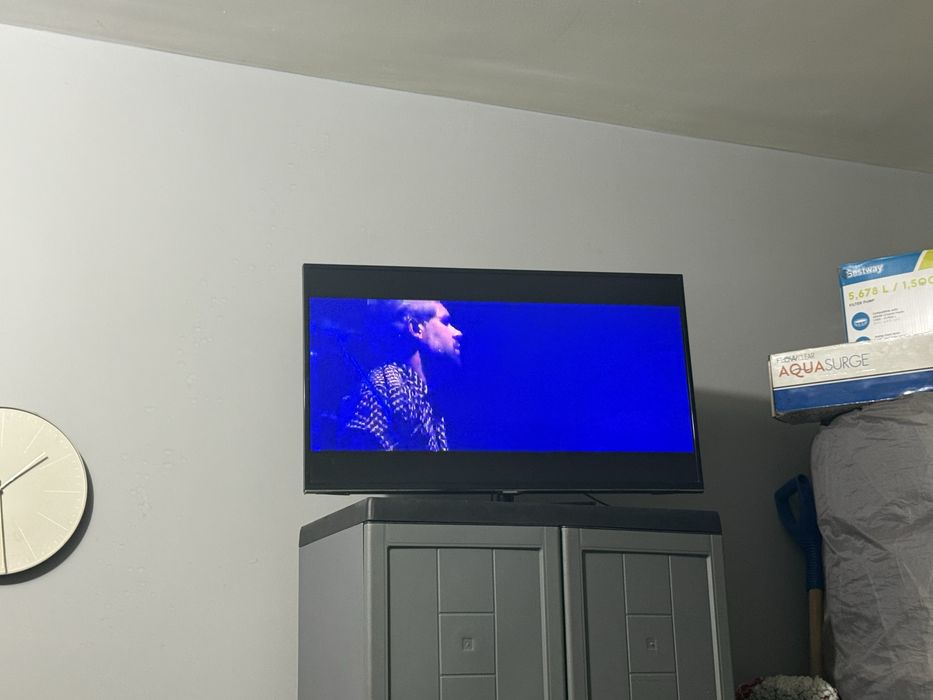 Vand TV Samsung UE32H5500AW 2015